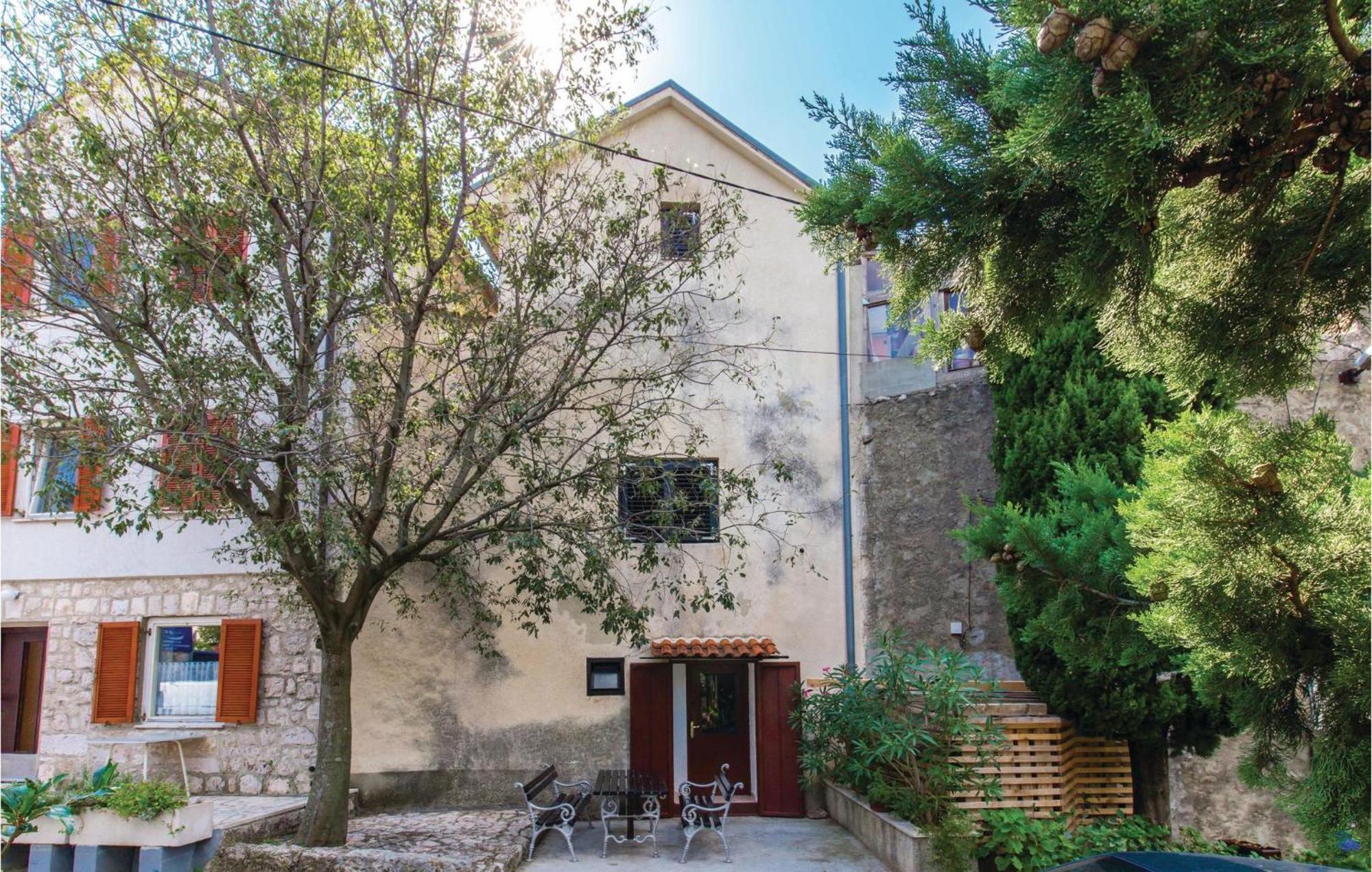 Amazing Apartment In Novi Vinodolski With Wifi Kültér fotó